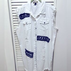 Jeans patch jacket  size 1X  no sleeves slightly used  Taxi  brand